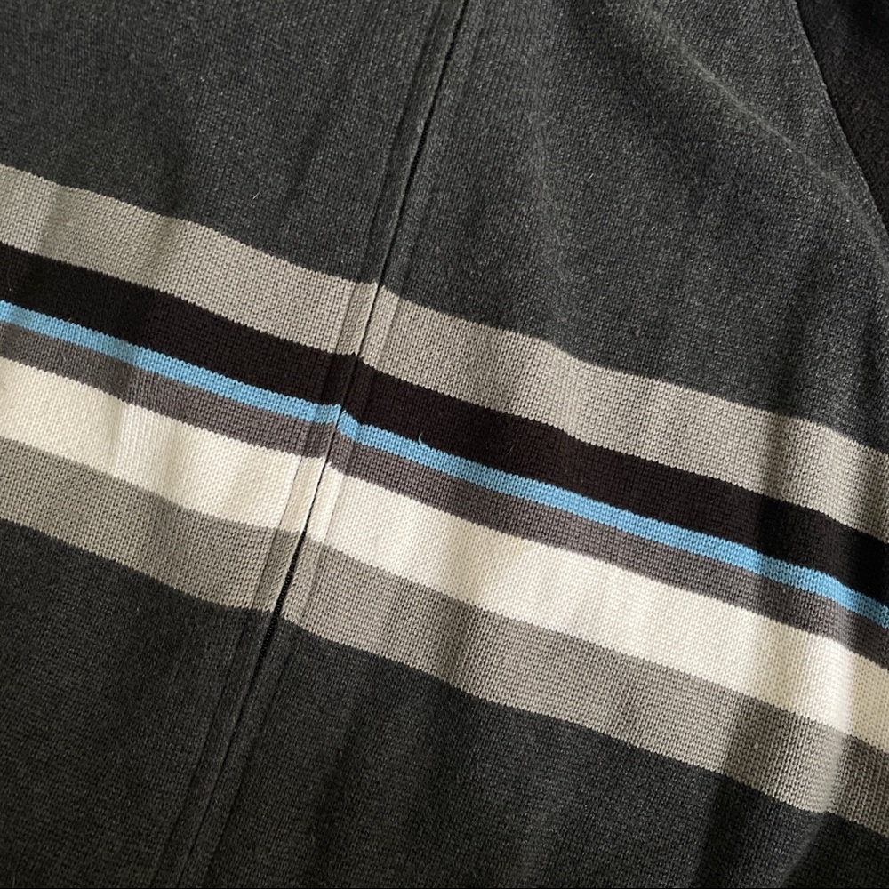 Mossimo sweater - Picture 2 of 5